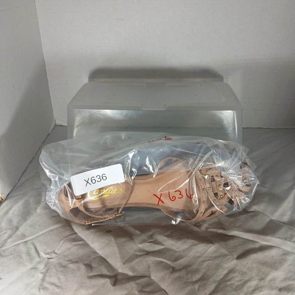 Candies‎ Huarache Flat Sandals 8 Tan Studded Caged Ankle Strap Boho Casual